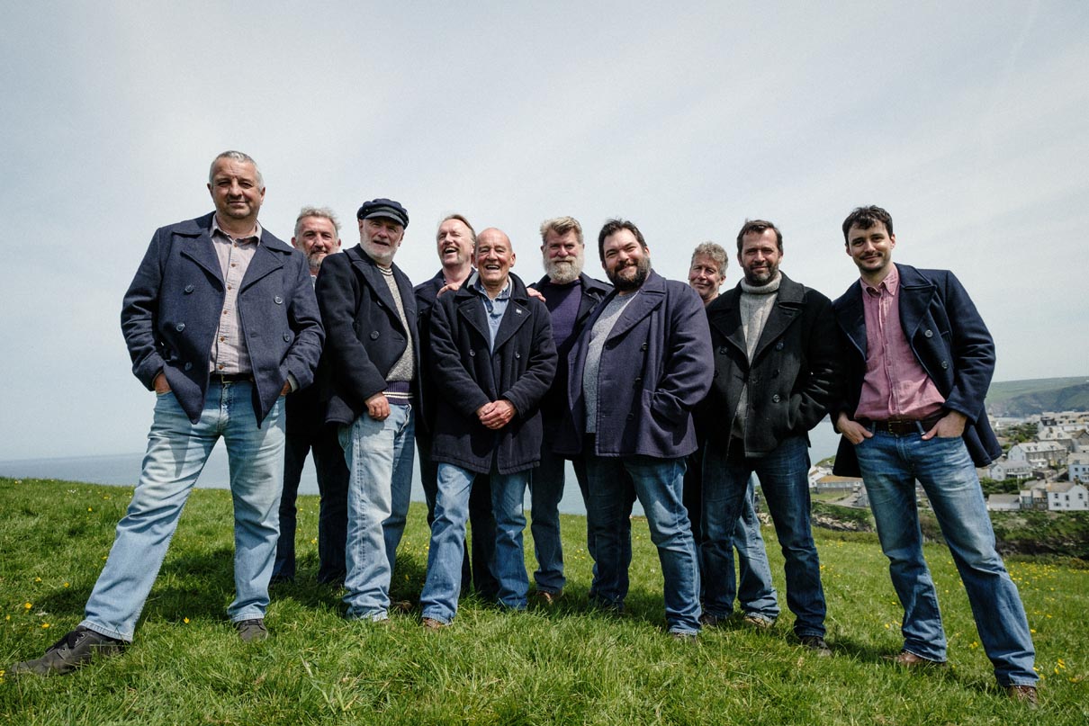 FISHERMAN’S FRIENDS ein Film über den ShantyChor Promigeflüster Medien